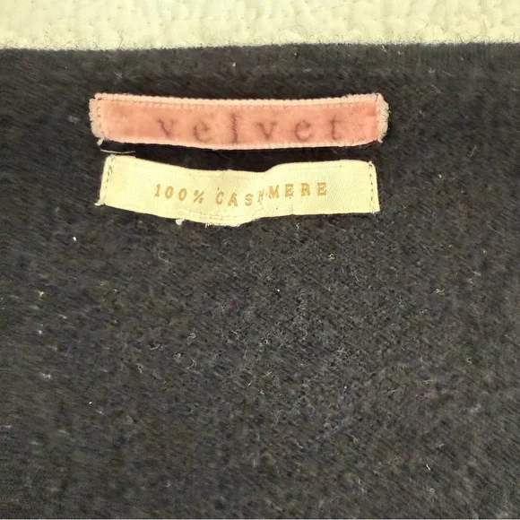 Velvet 100% Cashmere Black Tunic Sweater 3/4 Sleeve Size Small - Picture 2 of 5